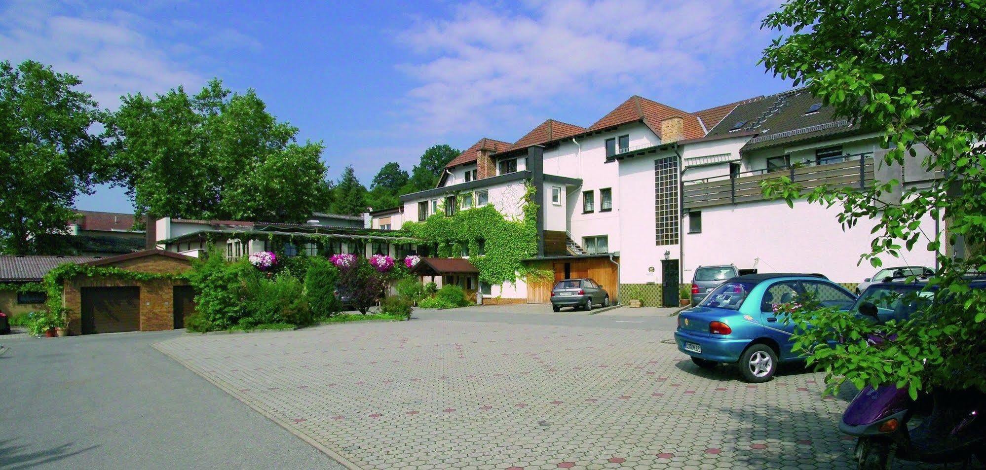 Landgasthof Goldene Rose Grub am Forst Luaran gambar